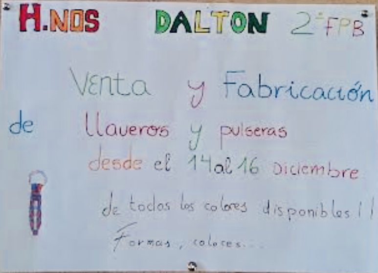 Llaveros y pulseras